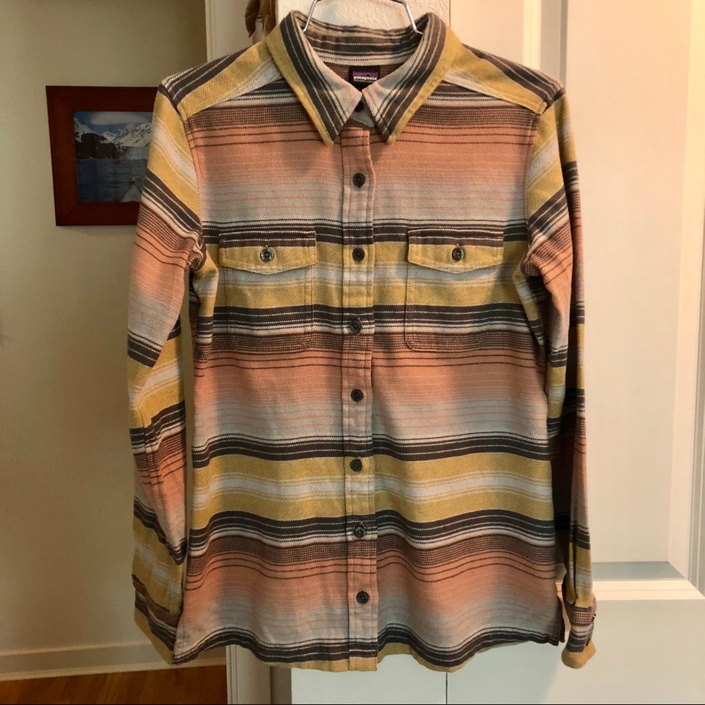 Patagonia Women’s Long-Sleeved Fjord Flannel Shirt